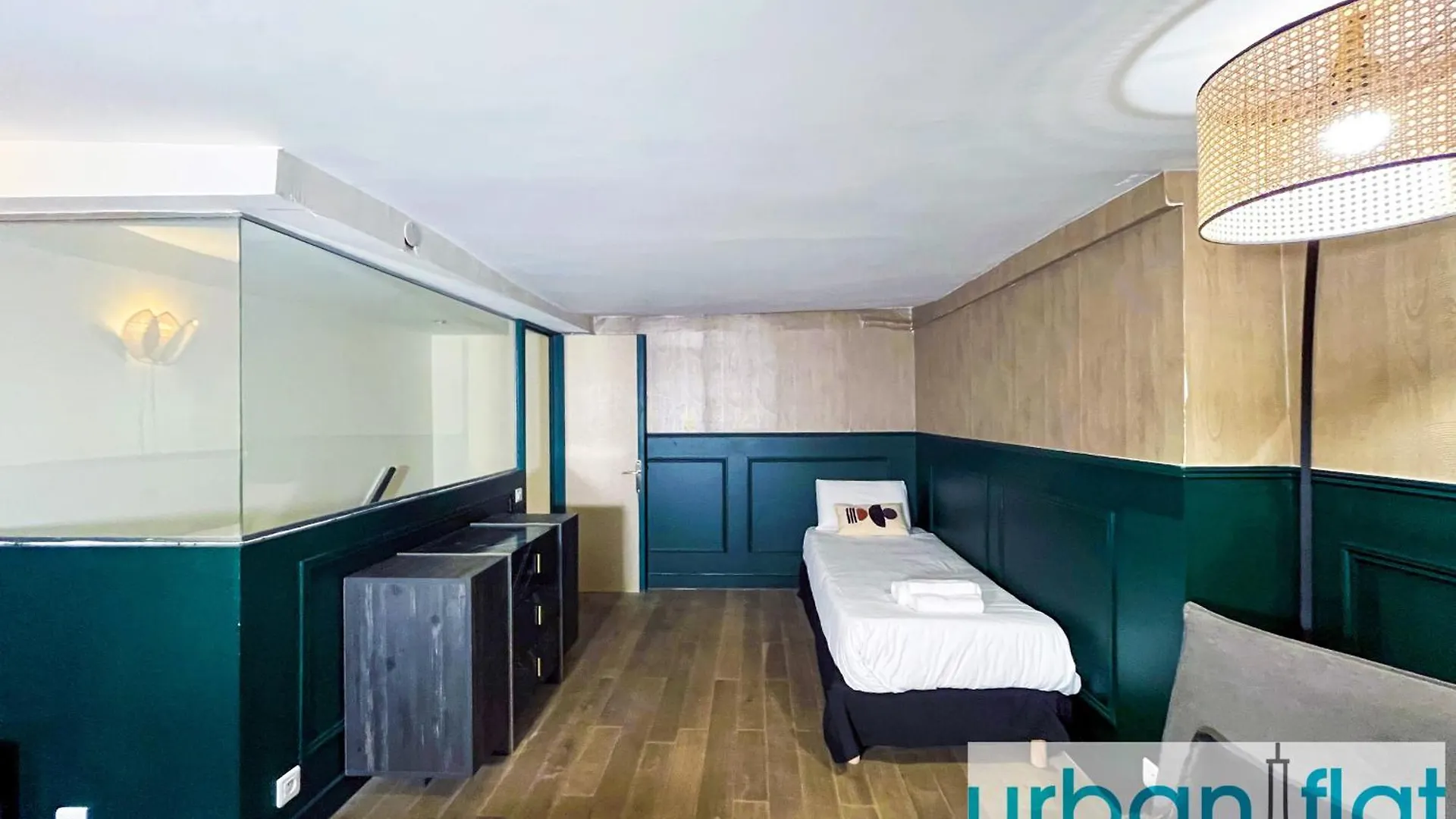 Urban Flat 31 - Lovely Triplex In Paris Apartment