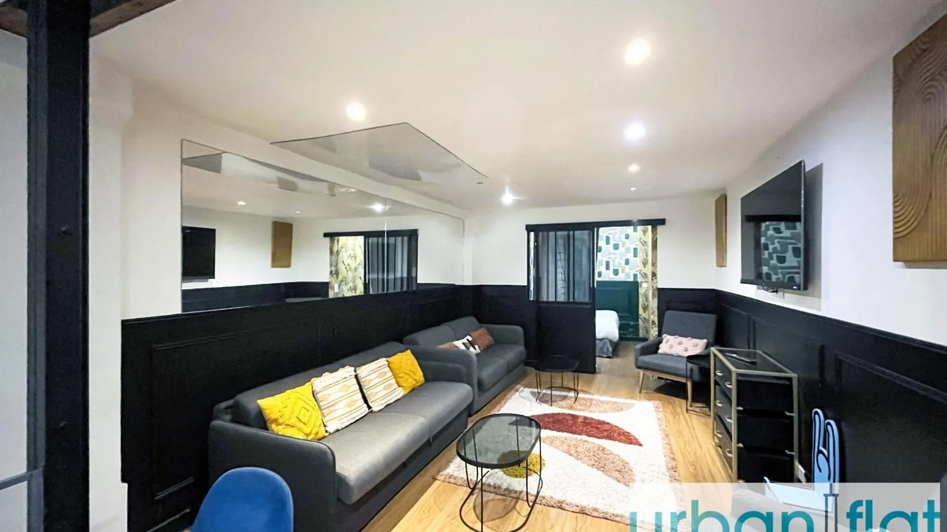 Urban Flat 31 - Lovely Triplex In París